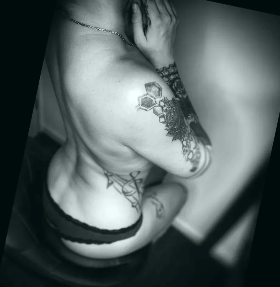 Iris, 35