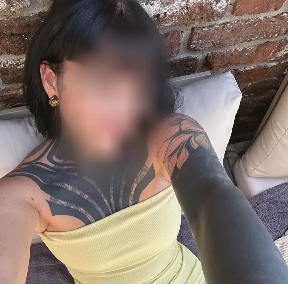 Zeynep, 35